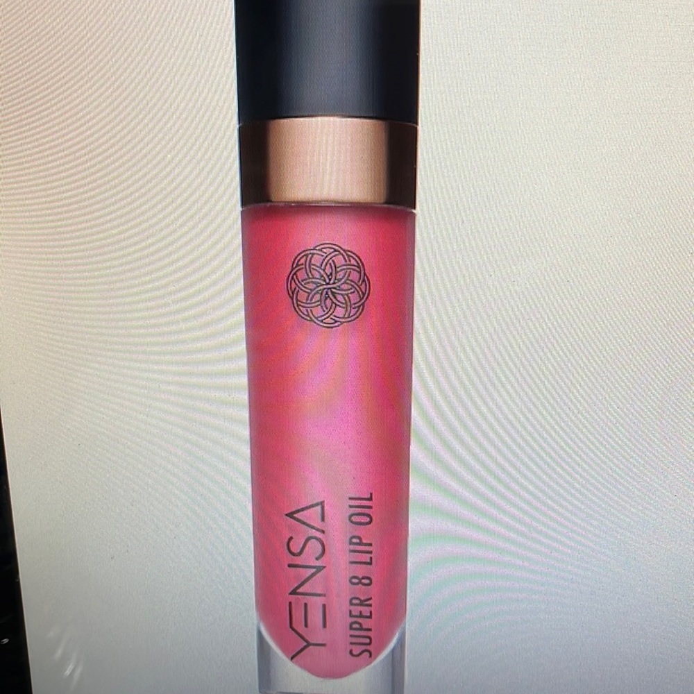 Yensa BOSS BABY super 8 lip oil NEW BNIB NEW